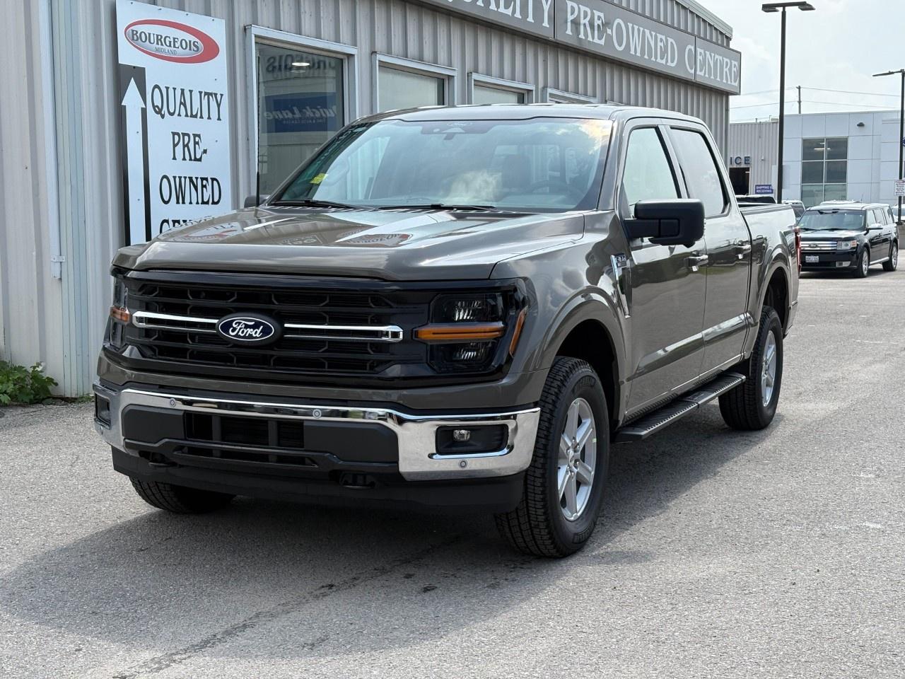 2026 Ford F-150 XLT 4WD SuperCrew 5.5' Box Photo2