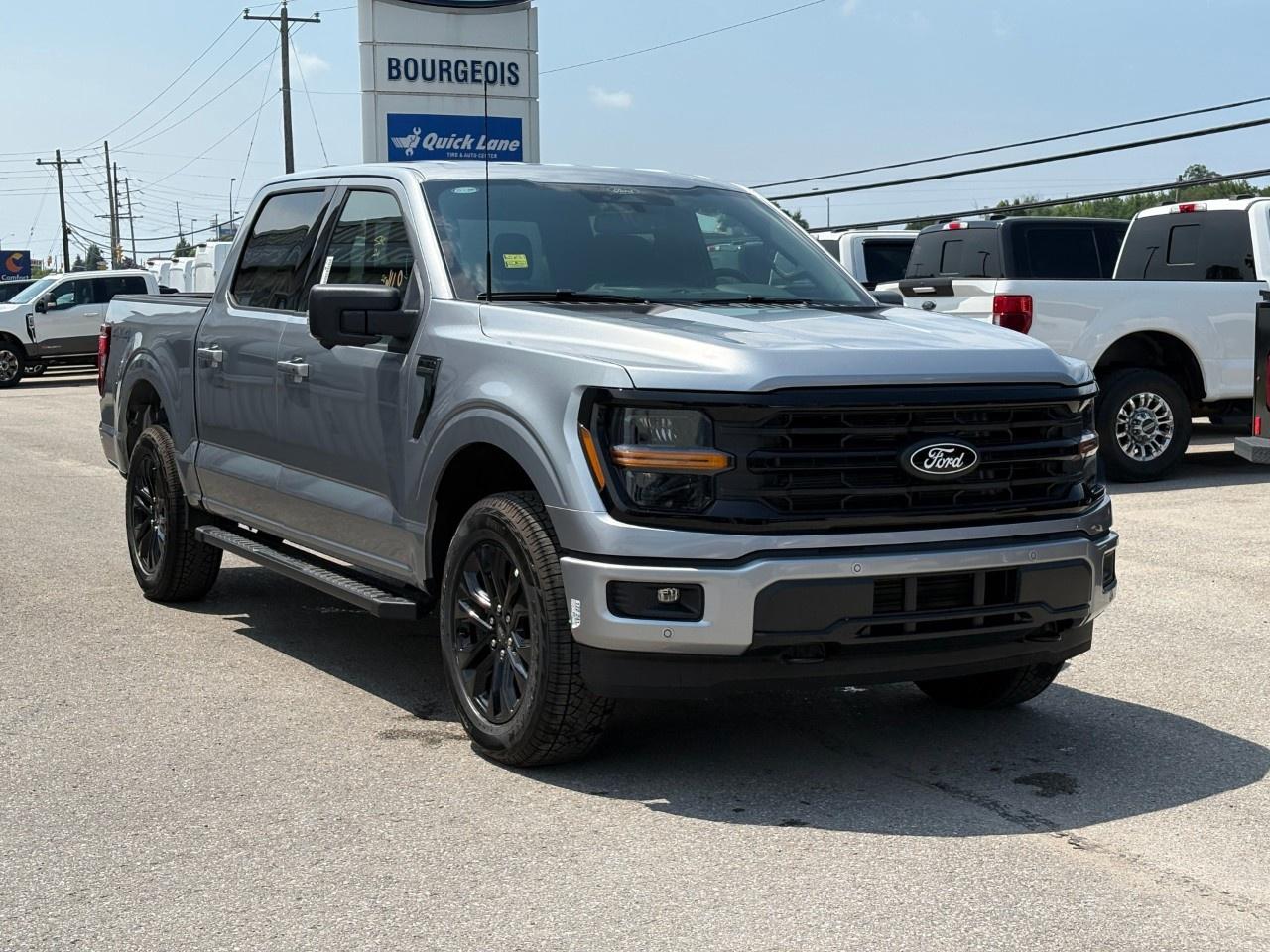 2026 Ford F-150 XLT 4WD SuperCrew 5.5' Box Photo4