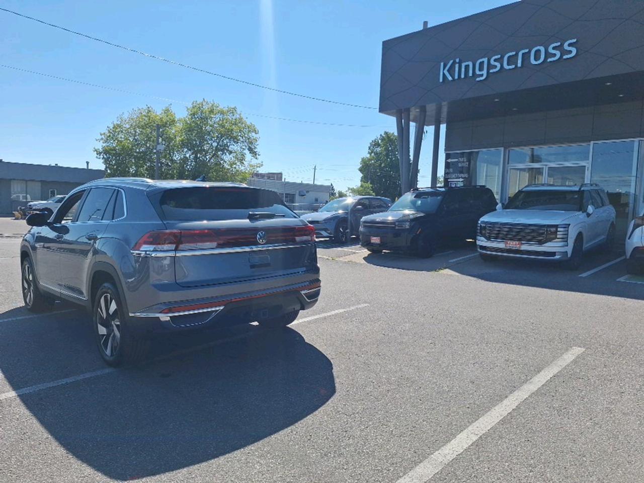 2024 Volkswagen Atlas Cross Sport 2.0 TSI Highline Photo