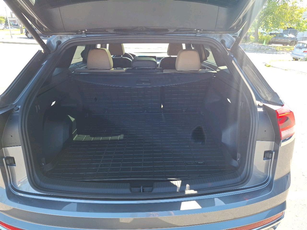 2024 Volkswagen Atlas Cross Sport 2.0 TSI Highline Photo