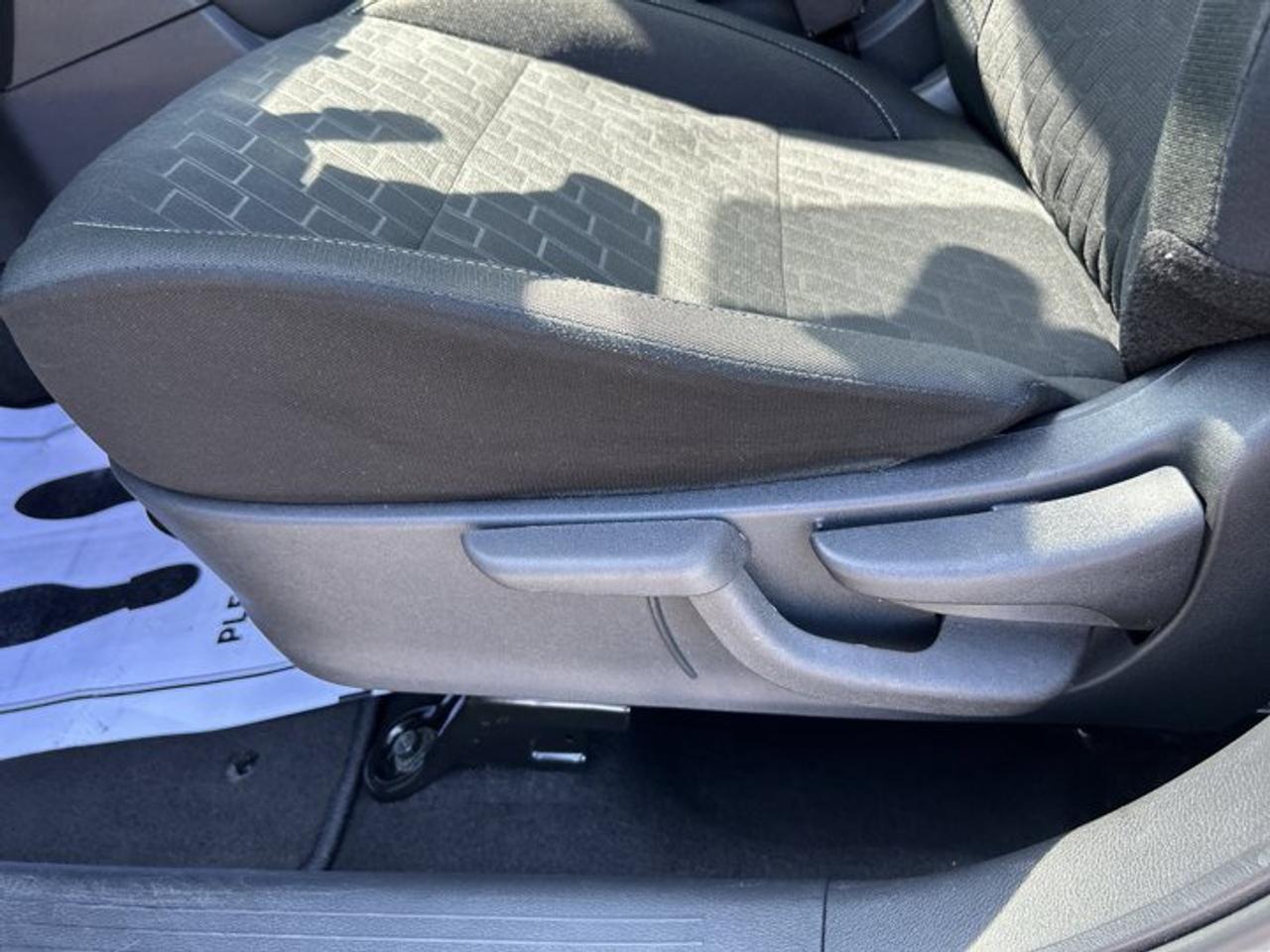 2025 Nissan Kicks Play SV FWD | No Accidents | Heated Steering Photo
