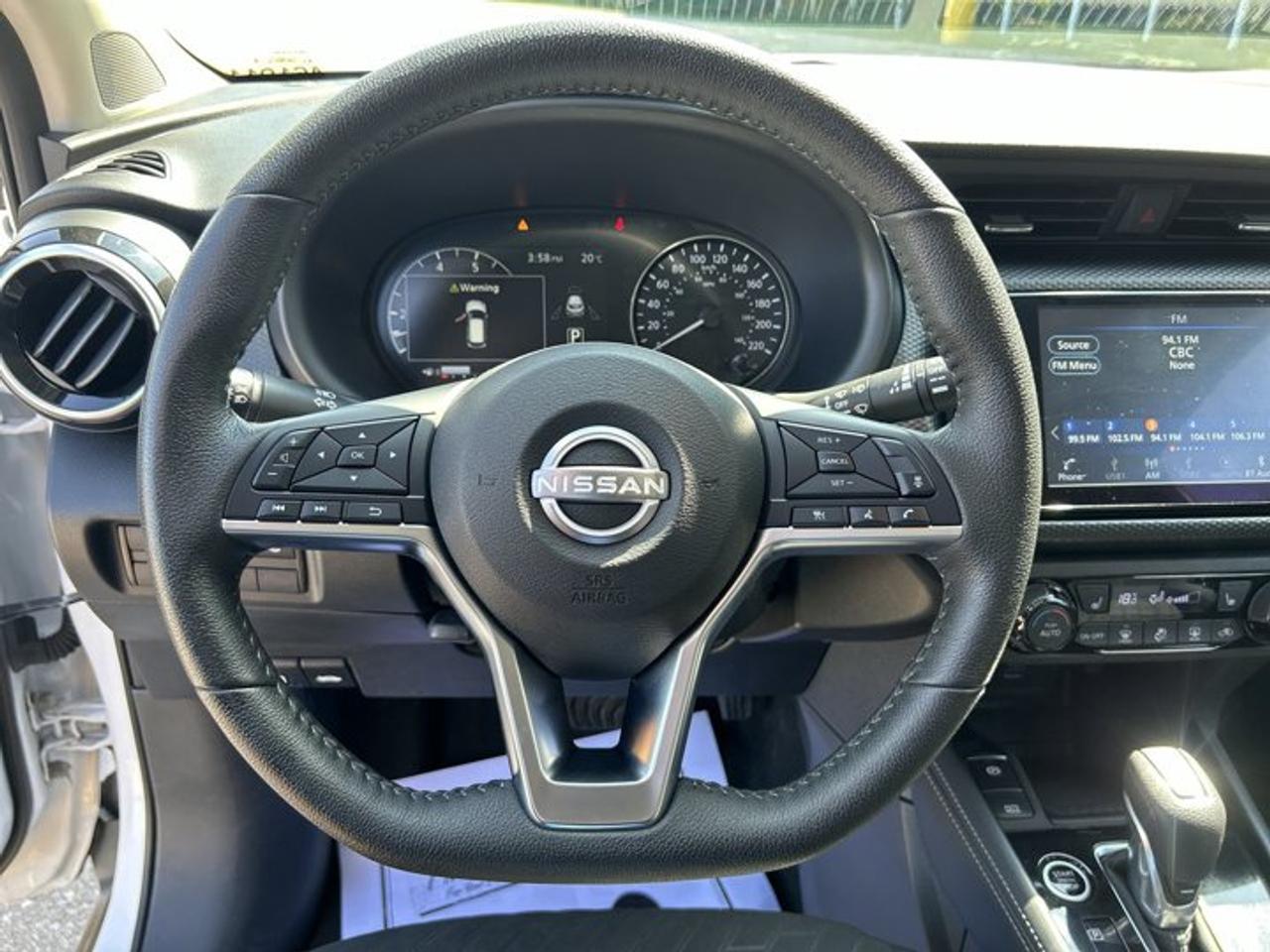 2025 Nissan Kicks Play SV FWD | No Accidents | Heated Steering Photo