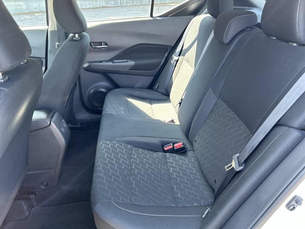 2025 Nissan Kicks Play SV FWD | No Accidents | Heated Steering Photo