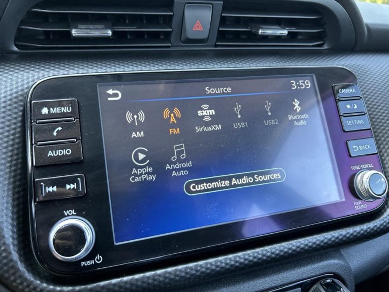 2025 Nissan Kicks Play SV FWD | No Accidents | Heated Steering Photo