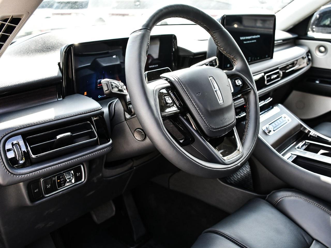 2026 Lincoln Aviator Reserve AWD Photo