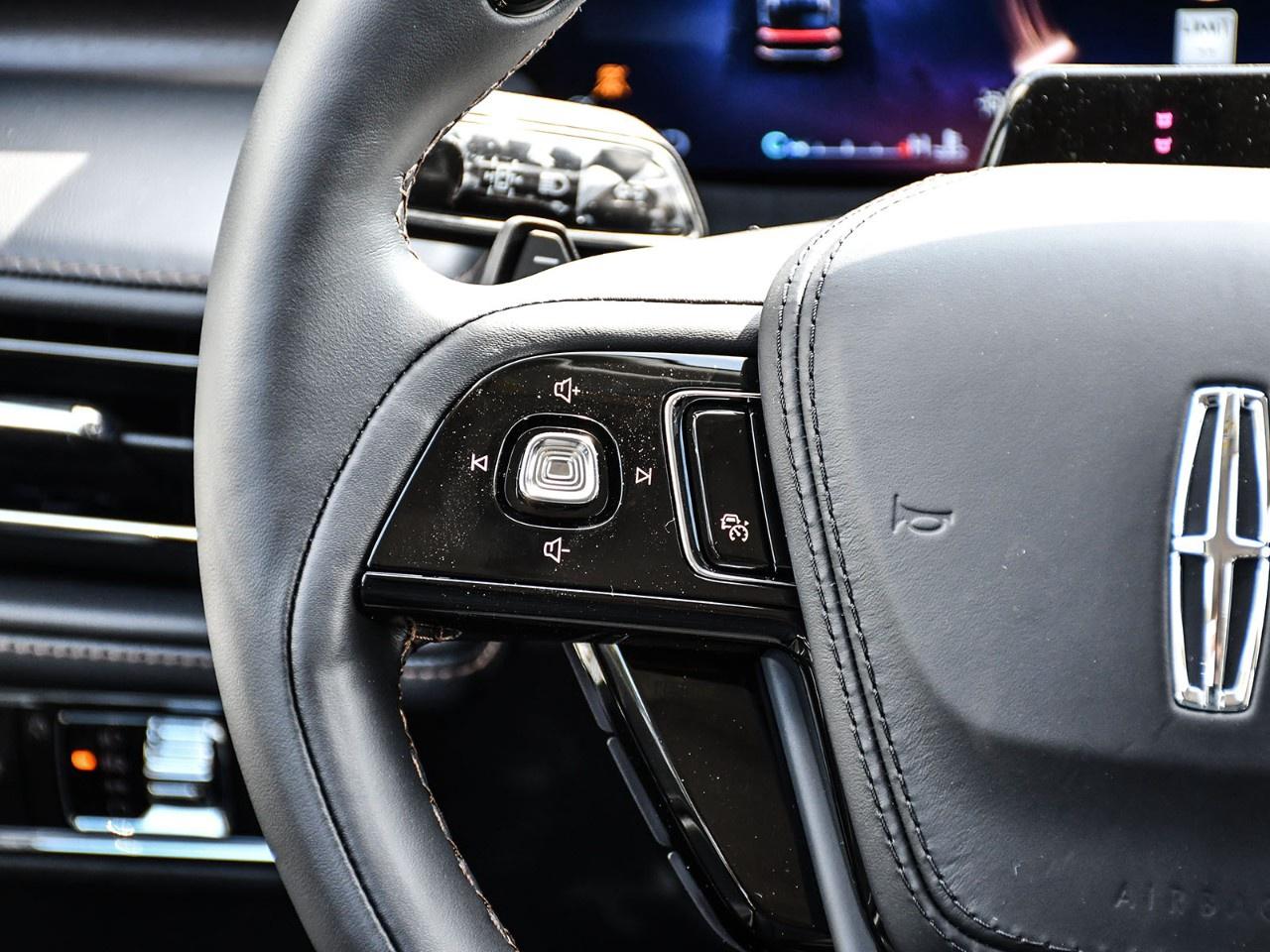 2026 Lincoln Aviator Reserve AWD Photo