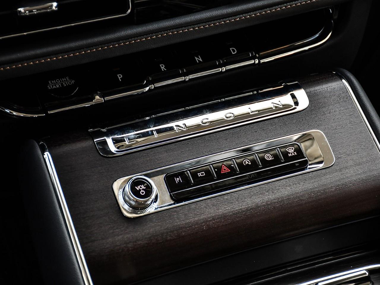 2026 Lincoln Aviator Reserve AWD Photo