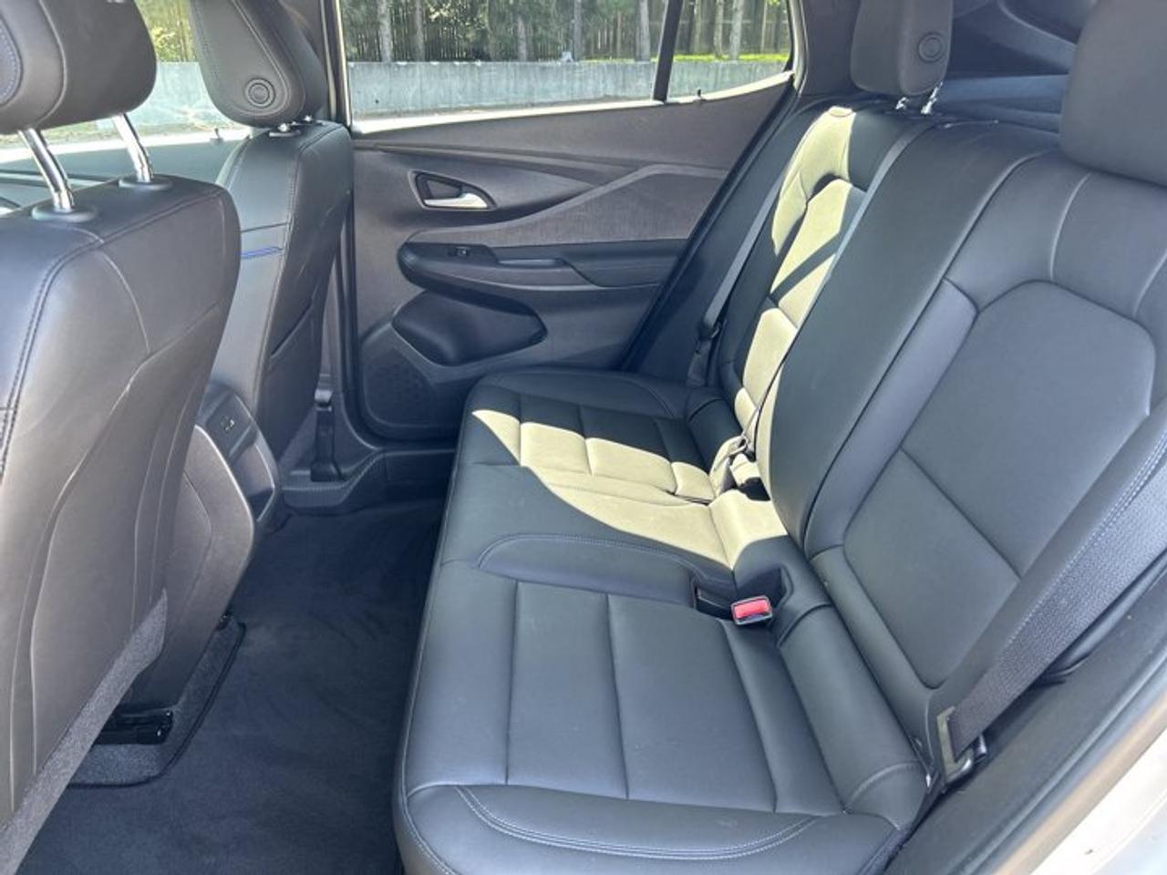 2024 Buick Envista ST FWD | One Owner | Leather Seats | Heated Steering Photo