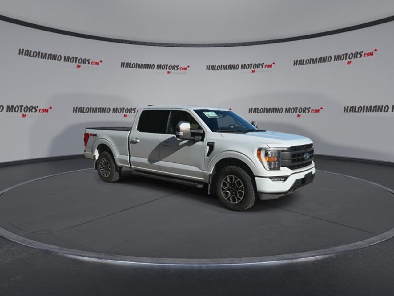 2022 Ford F-150 LARIAT FX4 Off Road SuperCrew 6.5' Box 4WD Photo