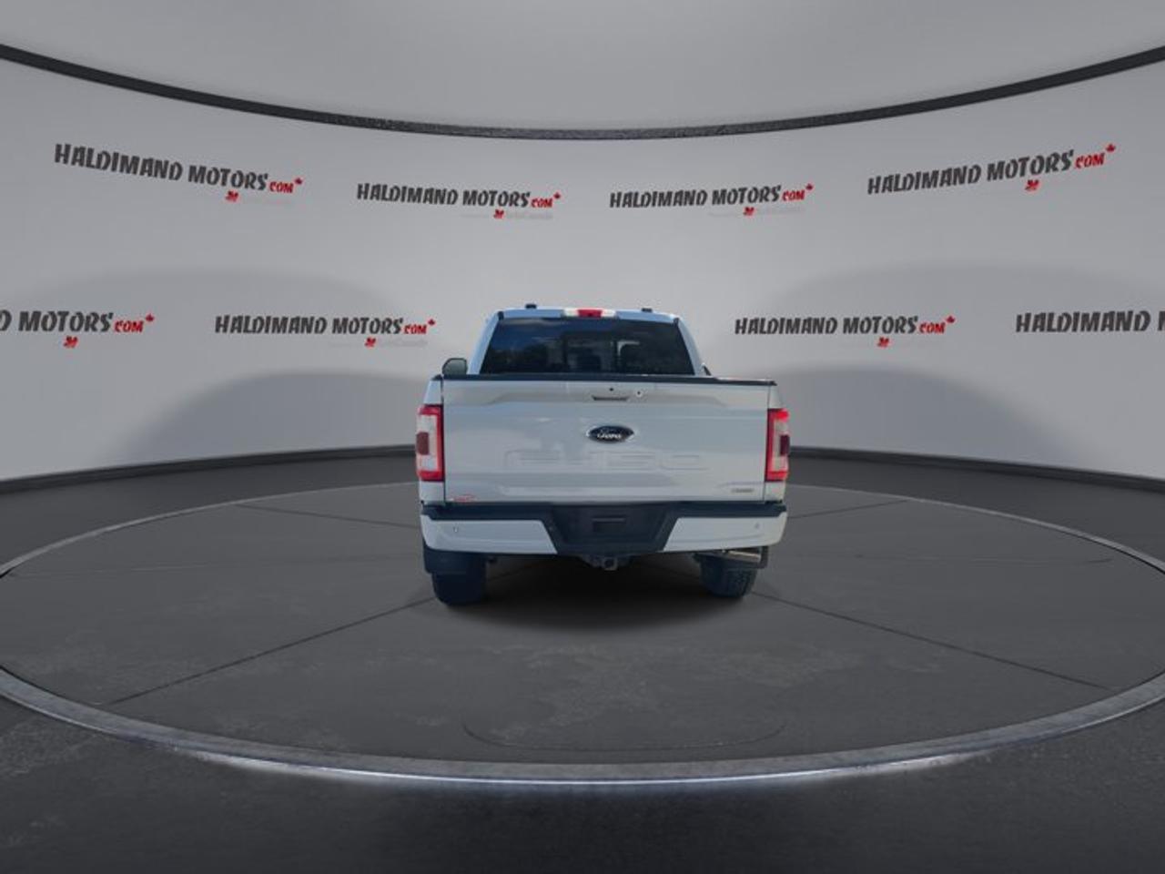 2022 Ford F-150 LARIAT FX4 Off Road SuperCrew 6.5' Box 4WD Photo