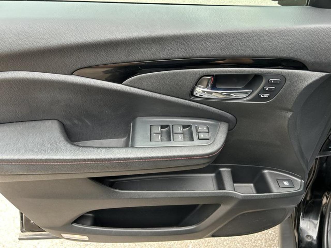 2023 Honda Ridgeline Black Edition AWD | No Accidents | Vent. Front Seats Photo
