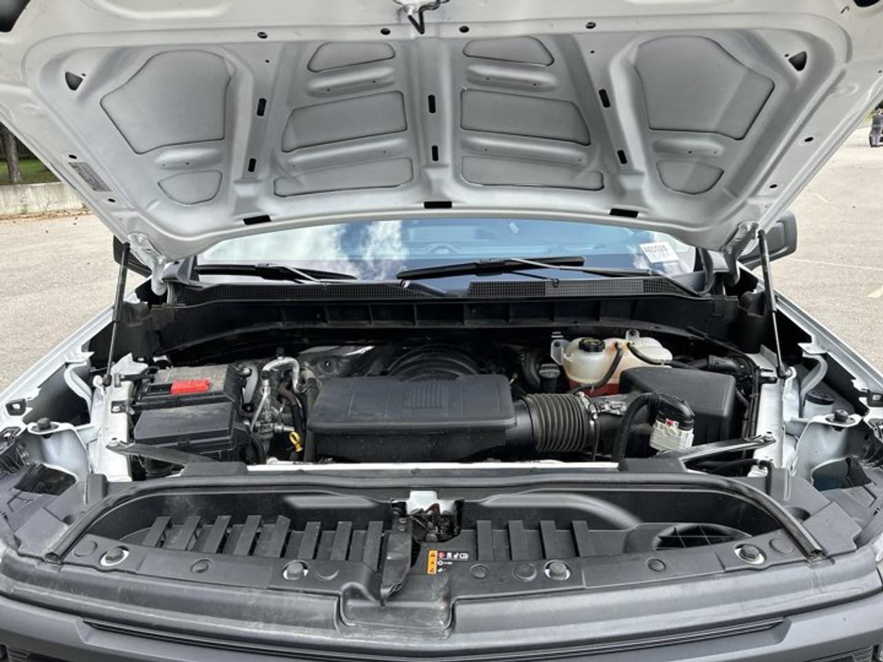 2025 Chevrolet Silverado 1500 WT Crew Cab 6' Bed 4WD | No Accidents Photo