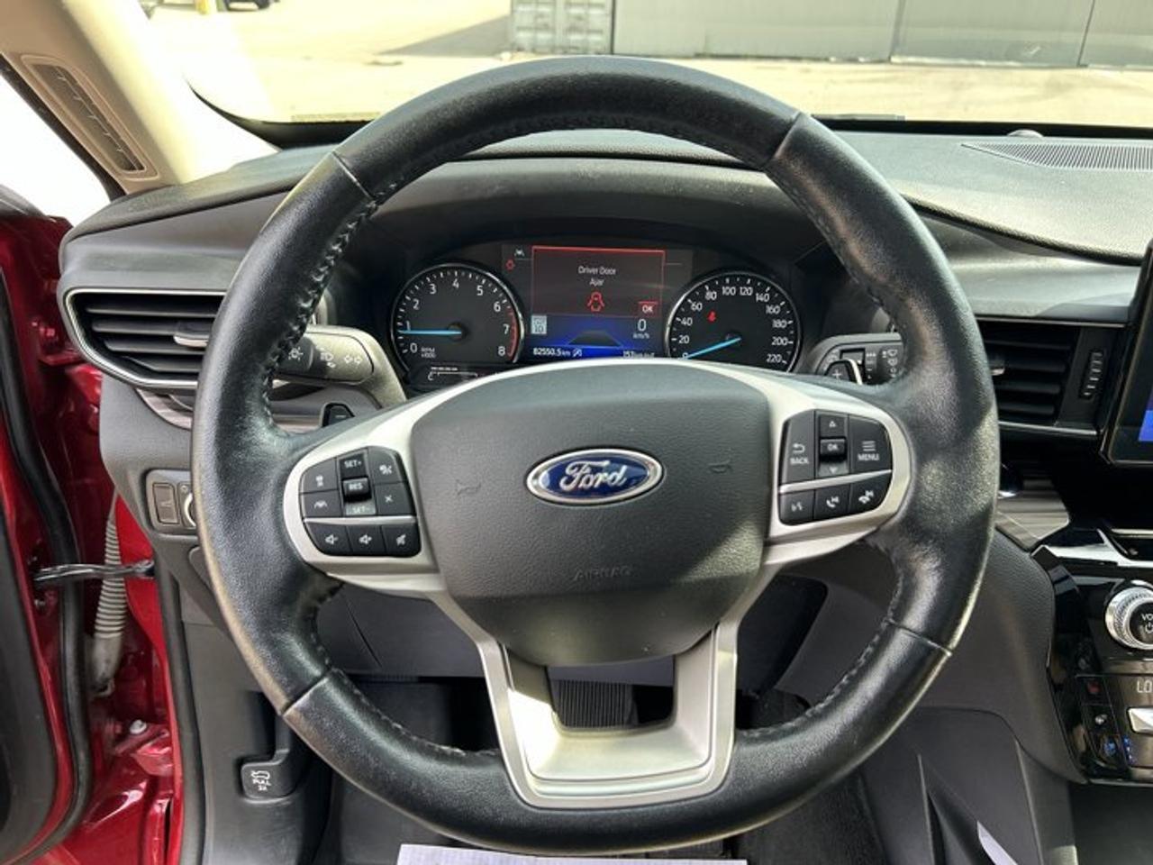 2021 Ford Explorer Limited 4WD | No Accidents | Vent. Front Seats Photo