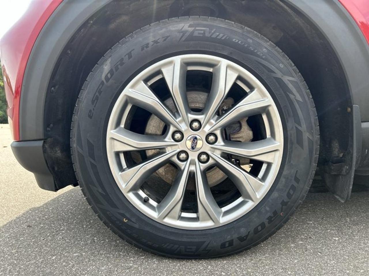 2021 Ford Explorer Limited 4WD | No Accidents | Vent. Front Seats Photo