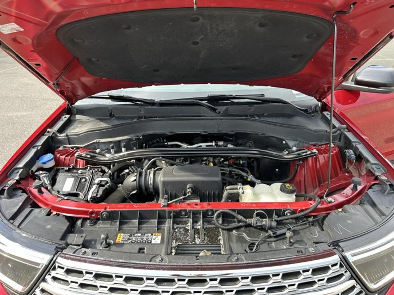 2021 Ford Explorer Limited 4WD | No Accidents | Vent. Front Seats Photo
