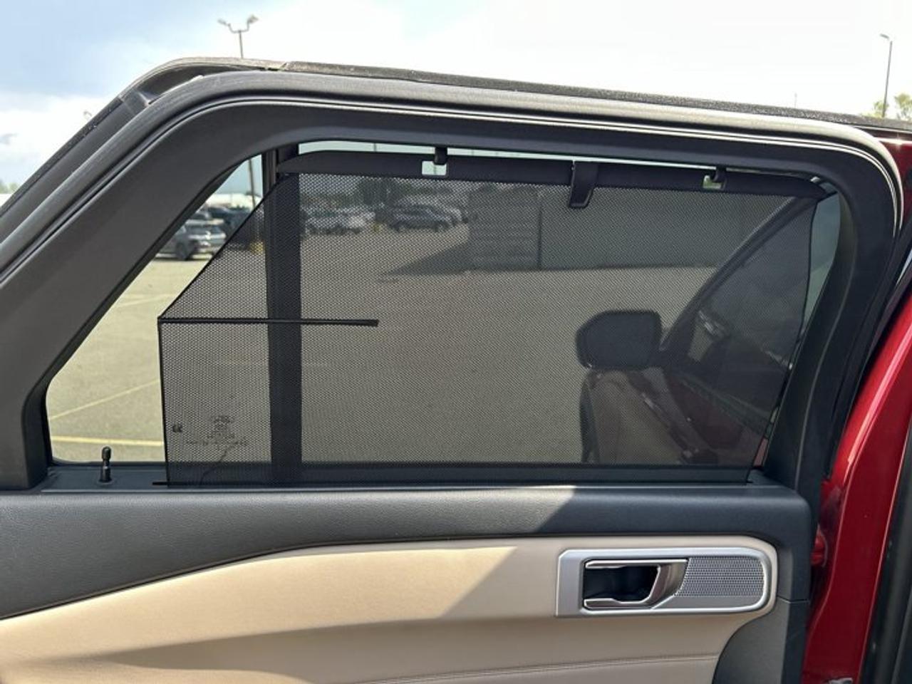 2021 Ford Explorer Limited 4WD | No Accidents | Vent. Front Seats Photo