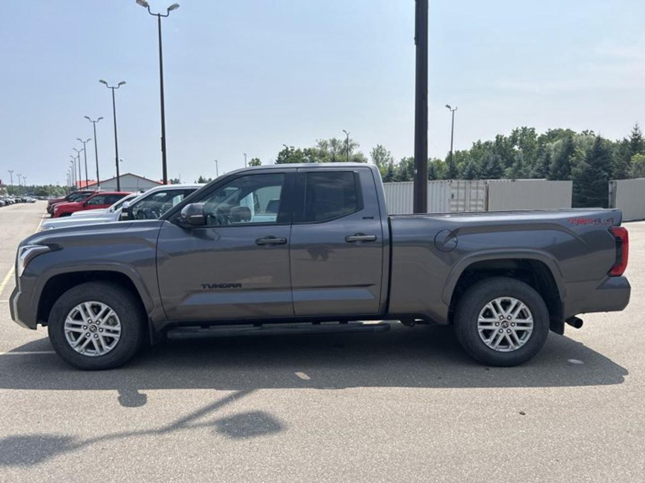 2023 Toyota Tundra SR5 Double Cab 4x4 | No Accidents | Leather Seats Photo