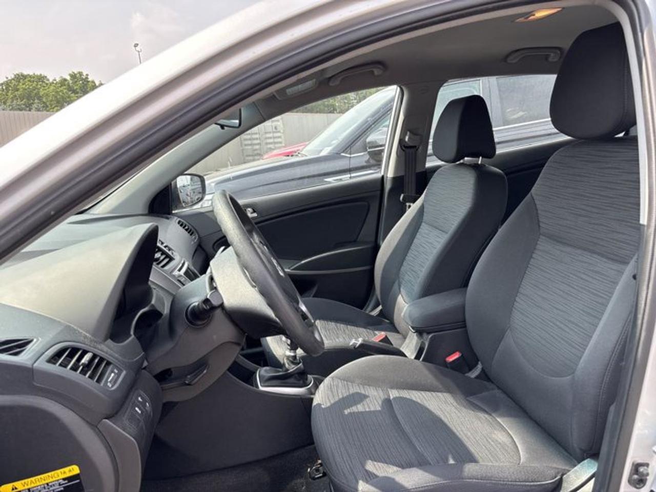 2017 Hyundai Accent GL Manual | No Accident Photo2