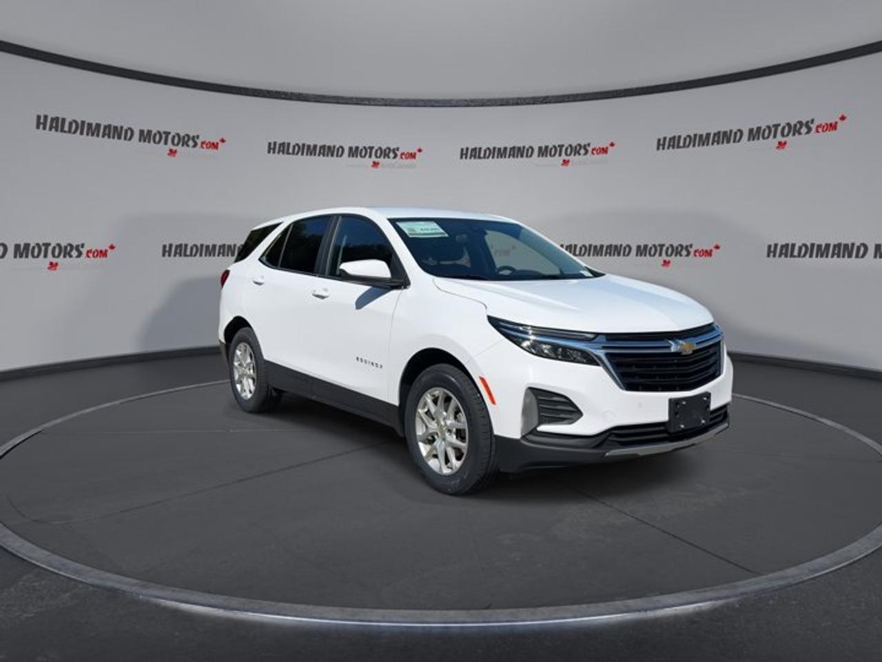 2023 Chevrolet Equinox LT AWD | No accidents Photo