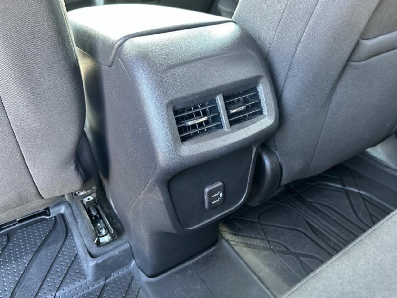 2023 Chevrolet Equinox LT AWD | No accidents Photo