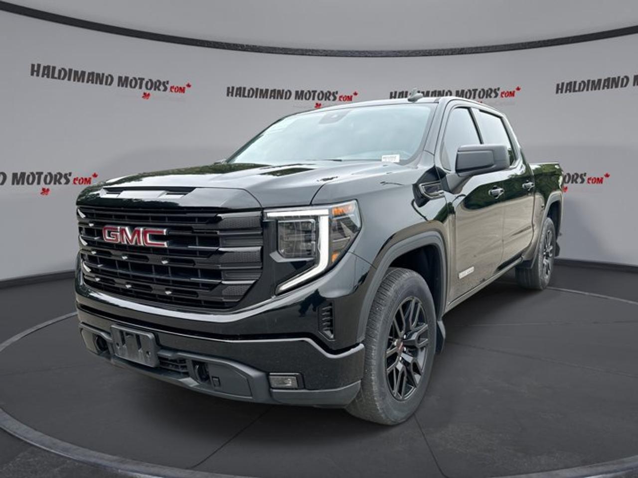 2024 GMC Sierra 1500 Elevation Crew Cab 6' Box 4WD | Heated Steering Photo0