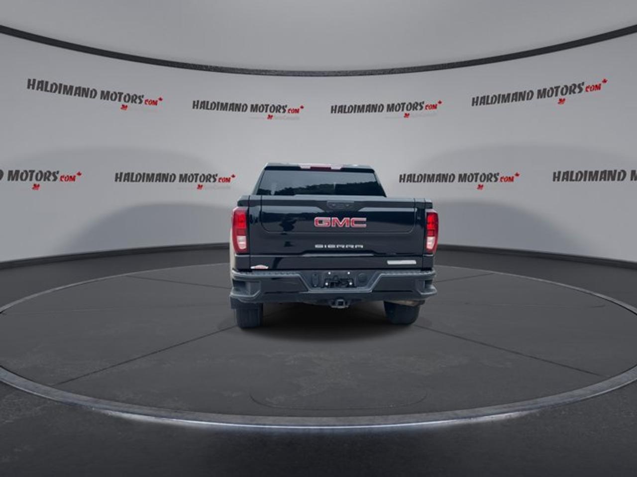 2024 GMC Sierra 1500 Elevation Crew Cab 6' Box 4WD | Heated Steering Photo
