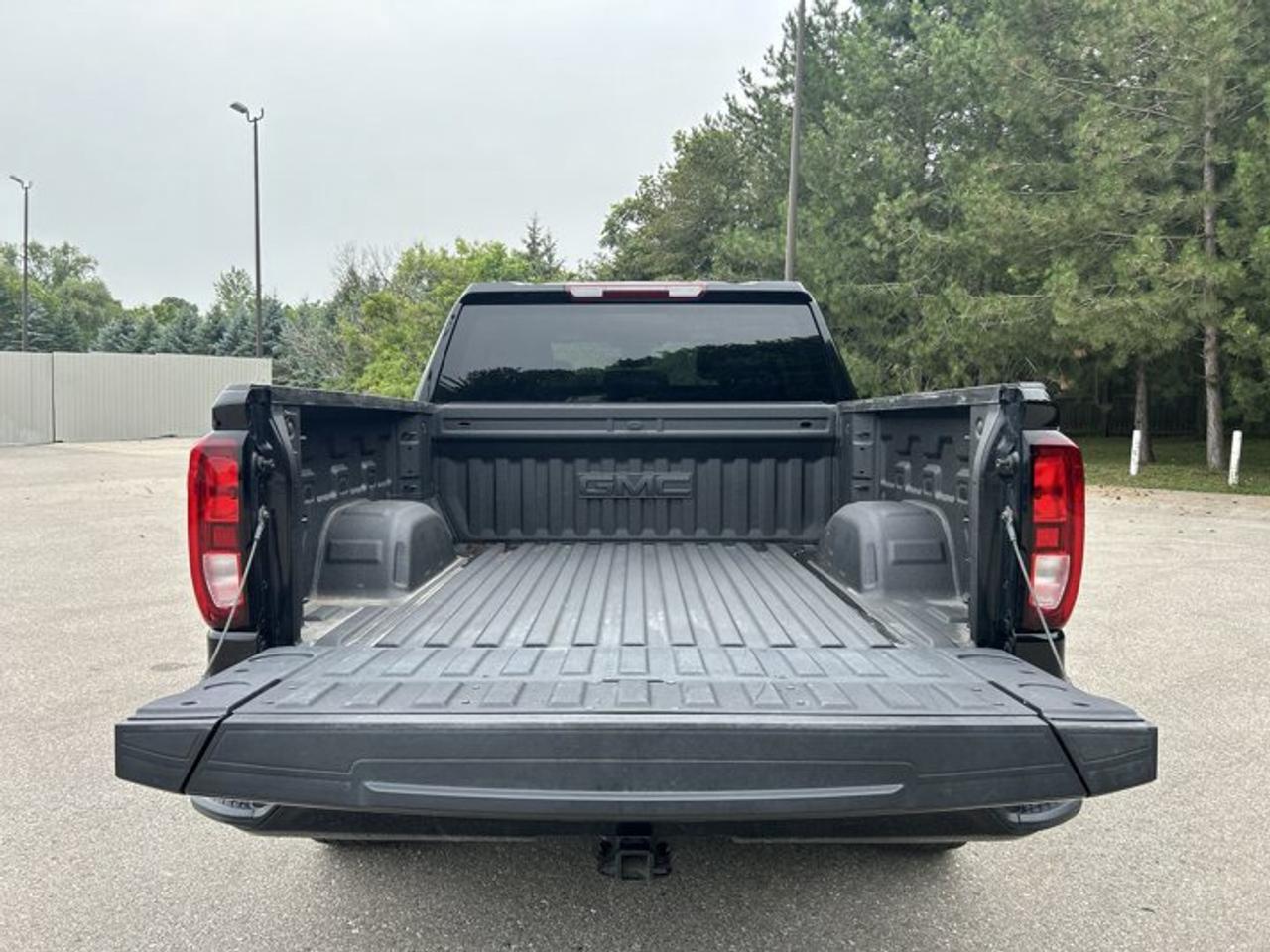 2024 GMC Sierra 1500 Elevation Crew Cab 6' Box 4WD | Heated Steering Photo