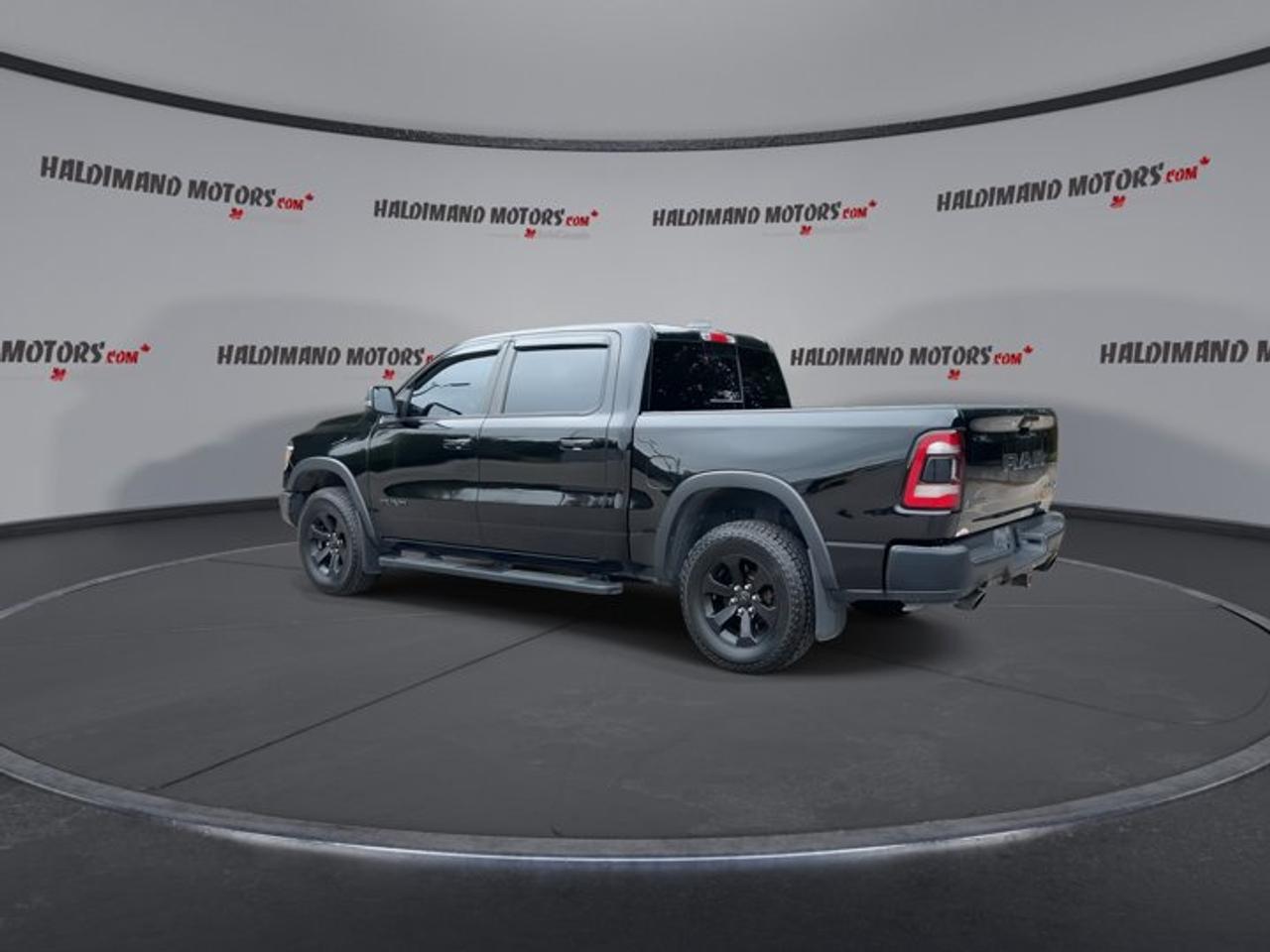 2020 RAM 1500 Rebel Crew Cab 5'7 Box 4x4 | No Accidents | Leather Seats Photo