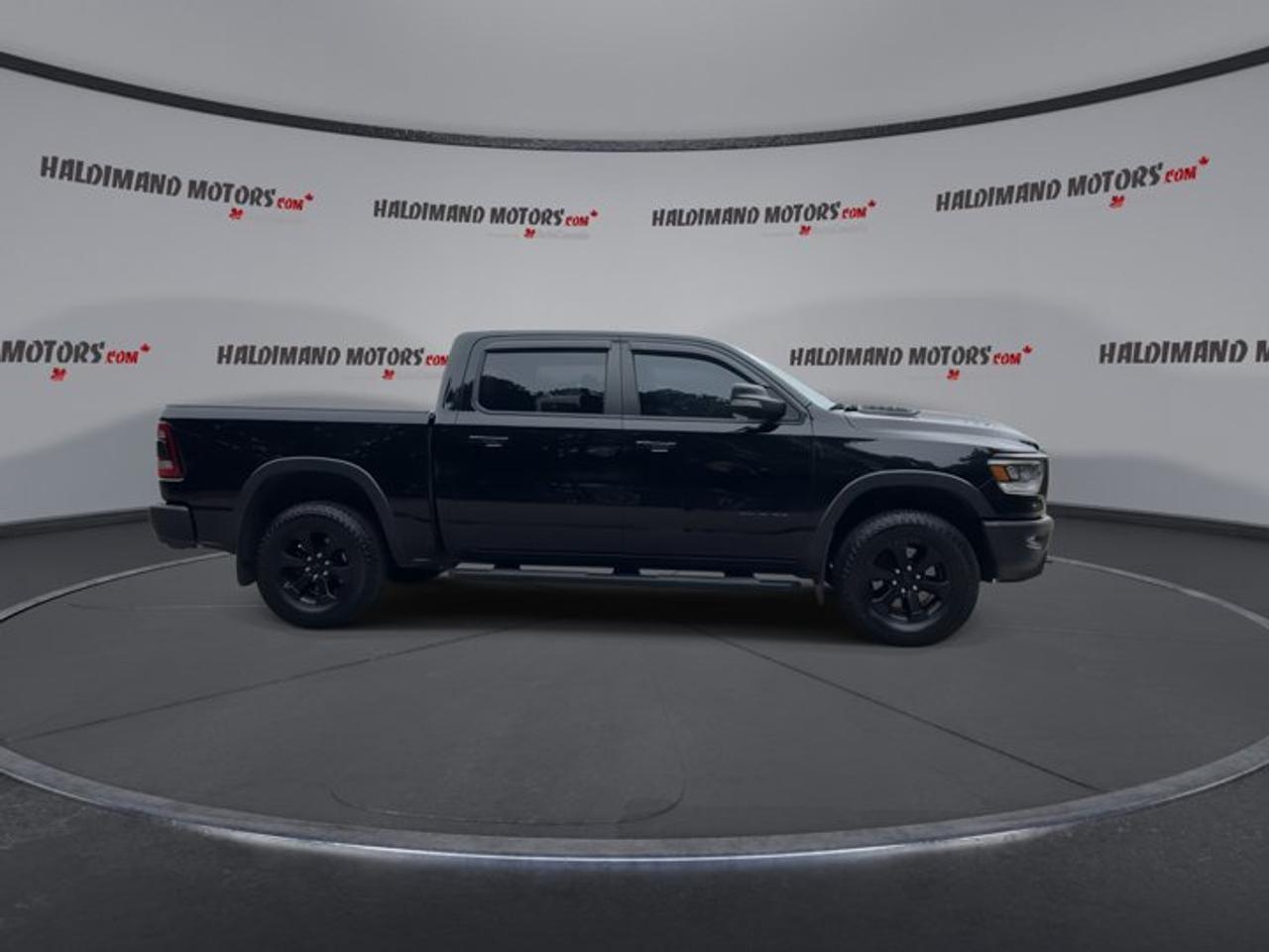 2020 RAM 1500 Rebel Crew Cab 5'7 Box 4x4 | No Accidents | Leather Seats Photo