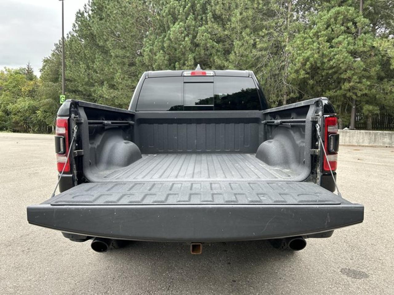 2020 RAM 1500 Rebel Crew Cab 5'7 Box 4x4 | No Accidents | Leather Seats Photo
