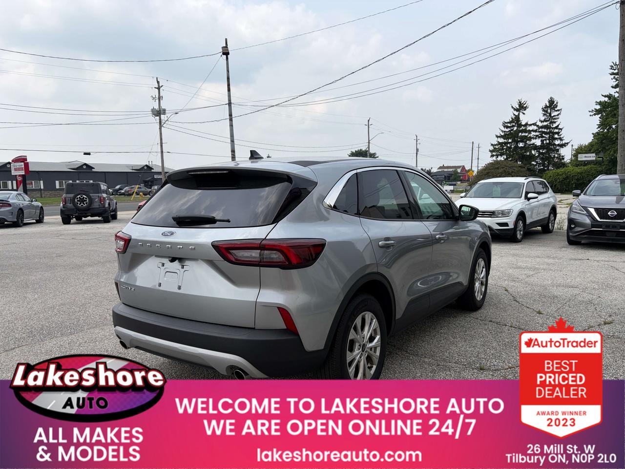 2024 Ford Escape Active Photo3