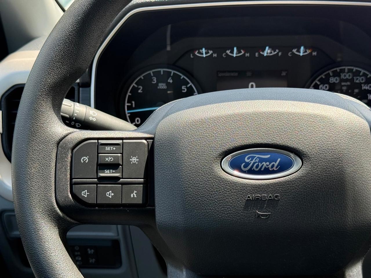 2021 Ford F-150 XLT Photo