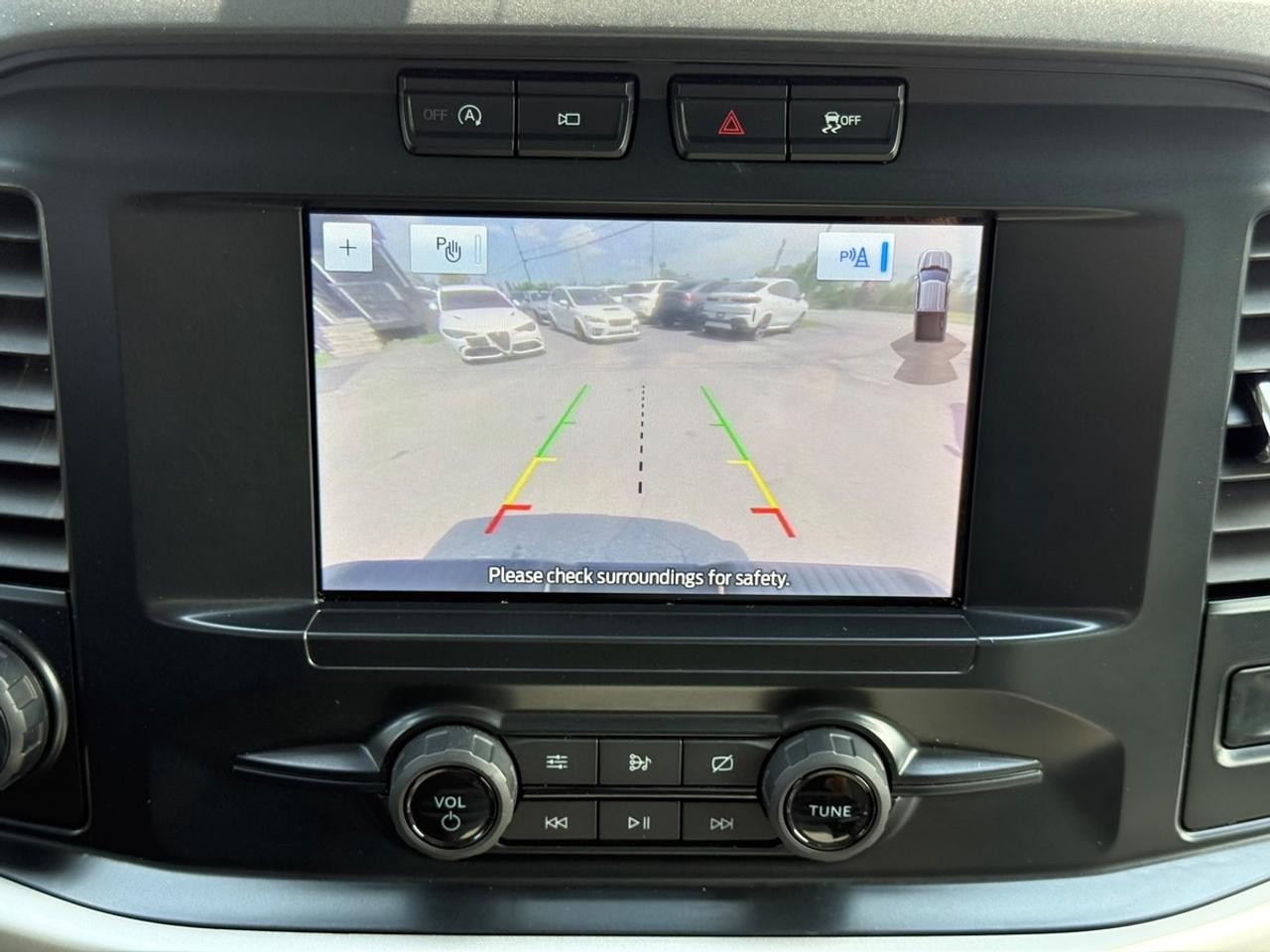 2021 Ford F-150 XLT Photo