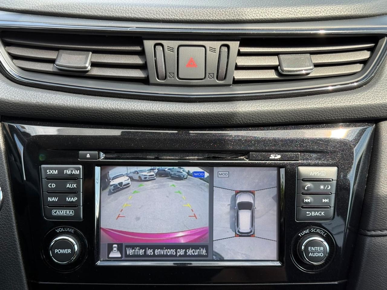 2017 Nissan Rogue SV Photo