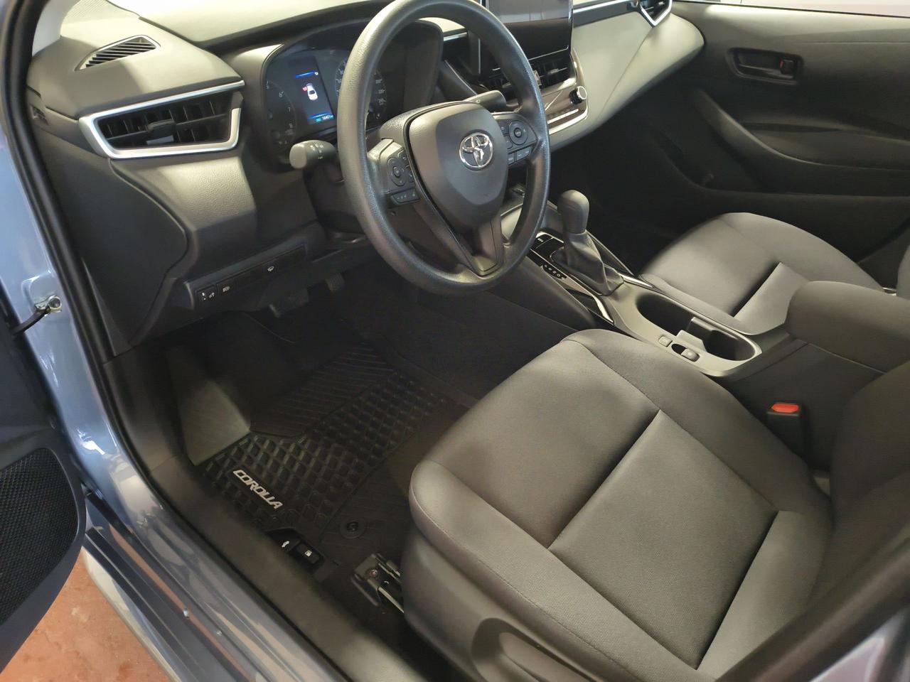 2024 Toyota Corolla LE Photo0