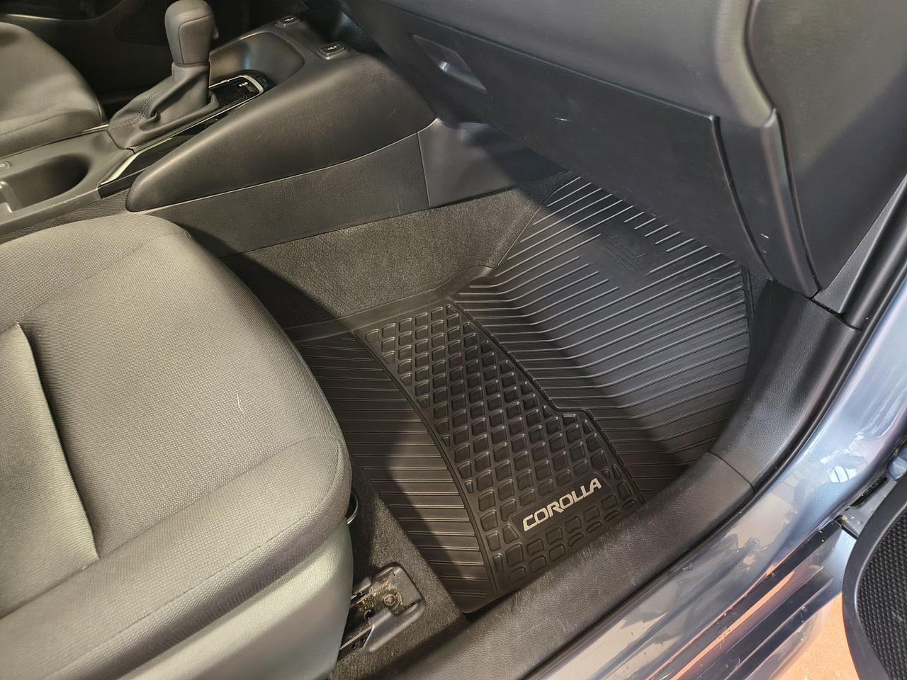 2024 Toyota Corolla LE Photo0