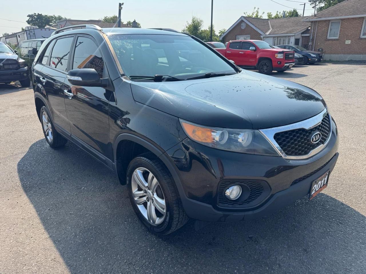2011 Kia Sorento LX, V6, ONLY 180KMS, CERTIFIED Photo