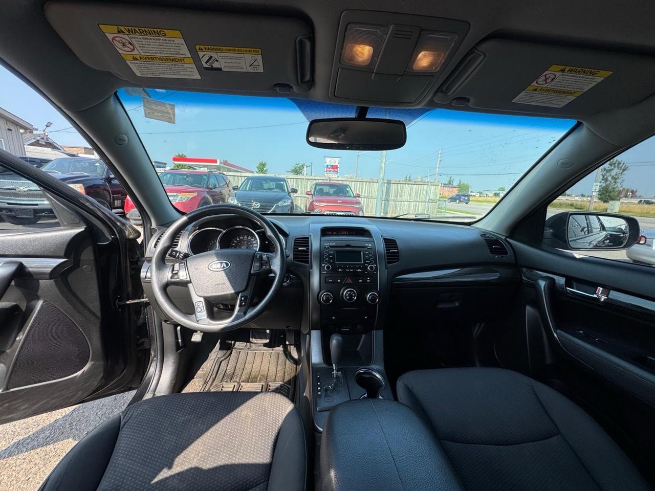 2011 Kia Sorento LX, V6, ONLY 180KMS, CERTIFIED Photo