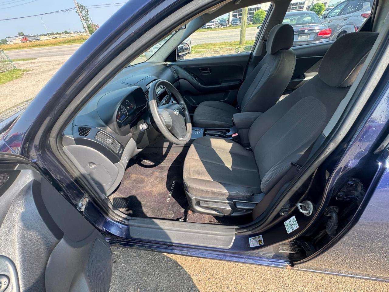 2009 Hyundai Elantra L, FUEL SAVER, WELL MAINTAINED, CERTIFIED Photo
