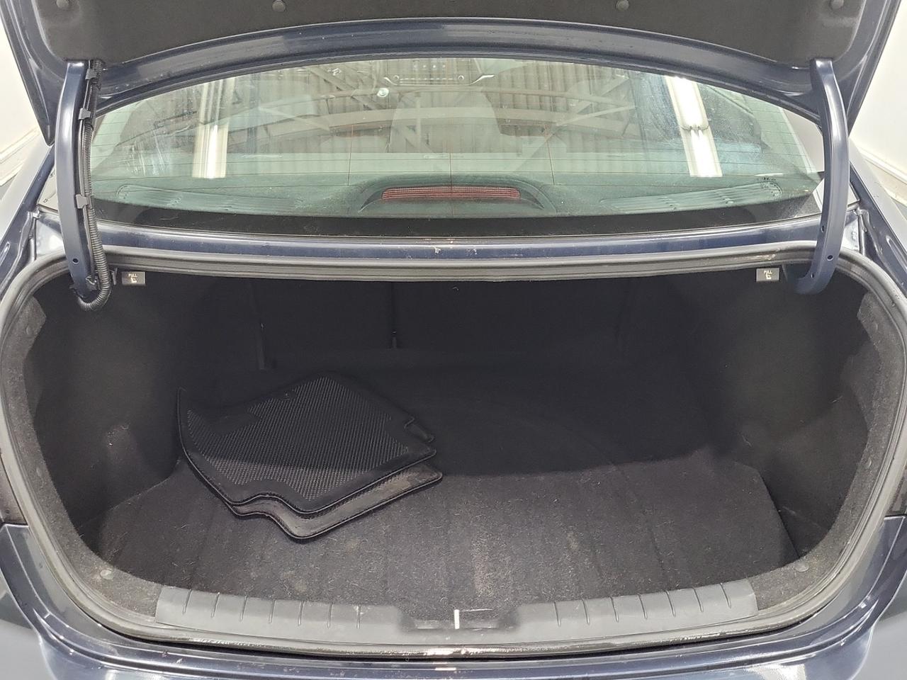 2020 Hyundai Elantra Preferred w/Sun & Safety Package Photo
