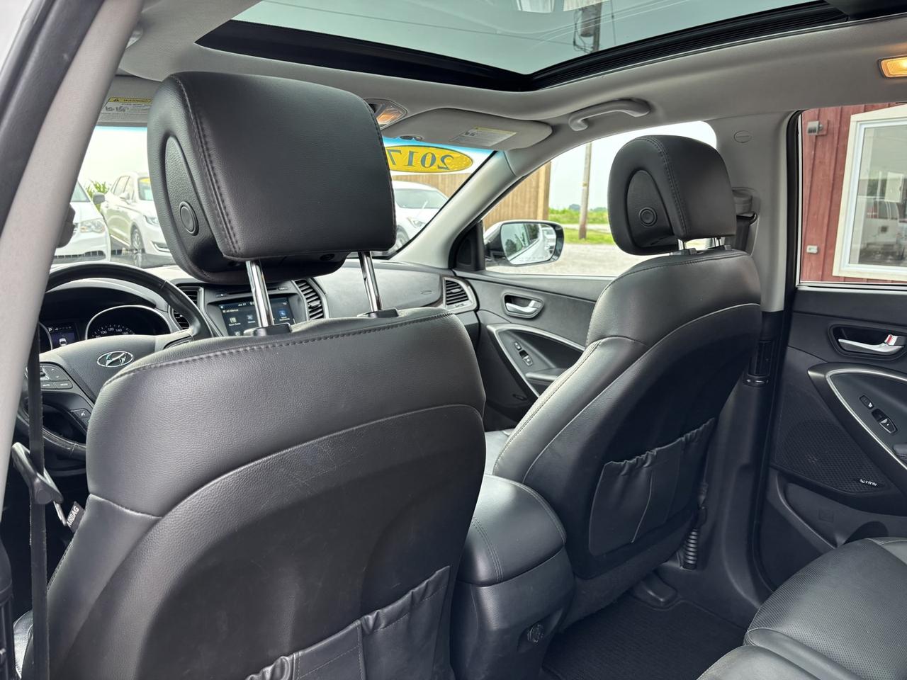 2017 Hyundai Santa Fe Ultimate ~CLEAN CARFAX~ Photo