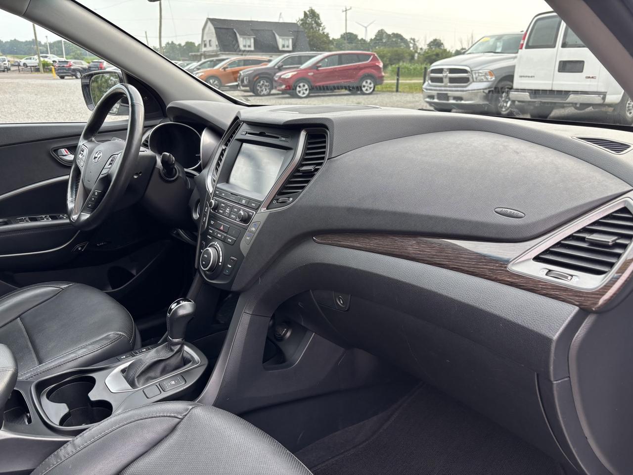 2017 Hyundai Santa Fe Ultimate ~CLEAN CARFAX~ Photo