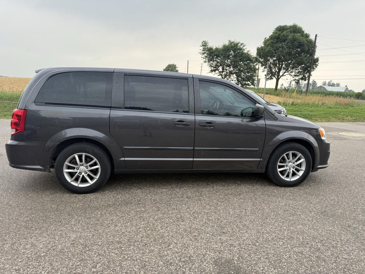 Used 2016 Dodge Grand Caravan Canada Value Package extra set of winter tires with rims for sale in Waterloo, ON