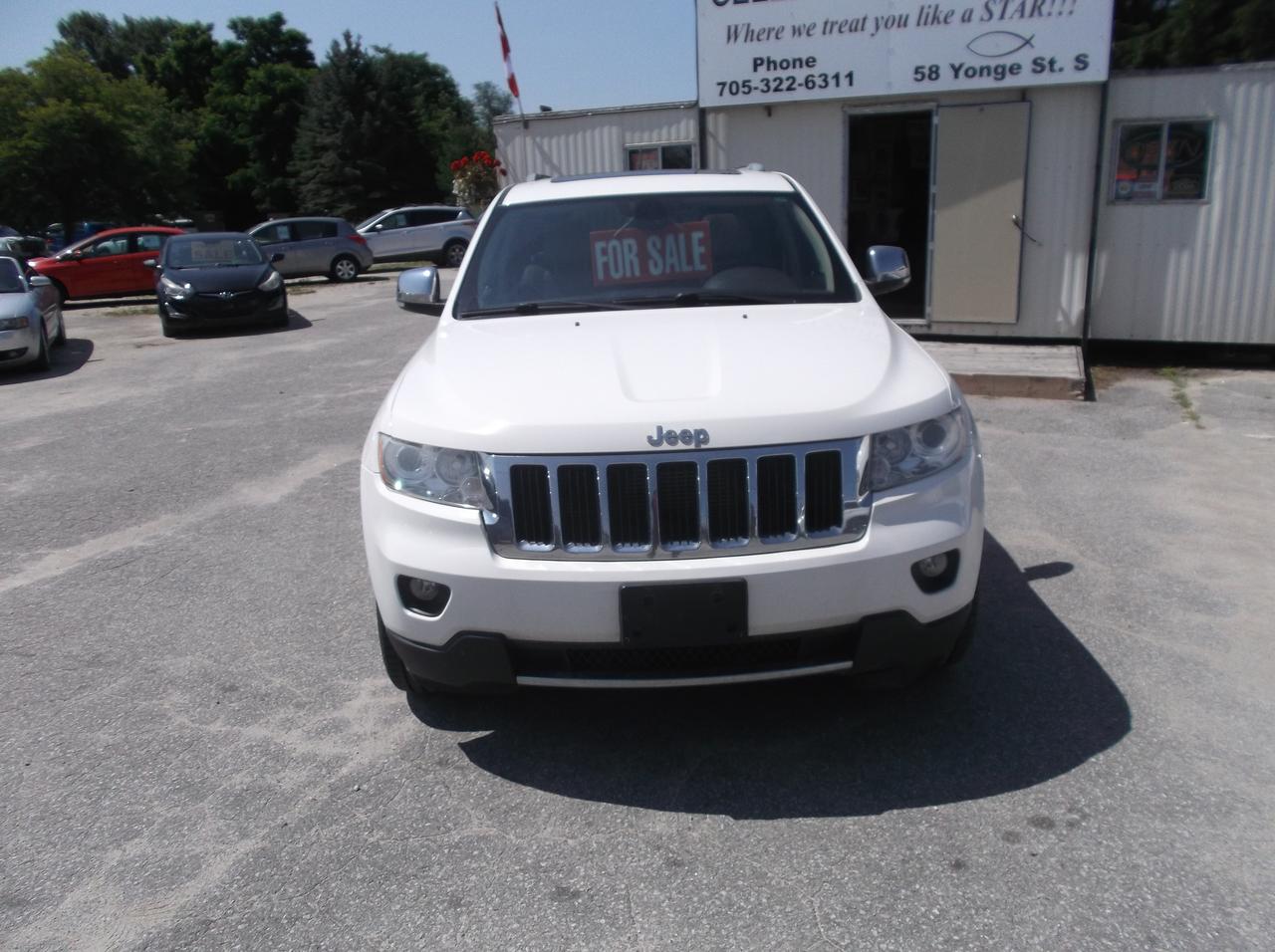 2012 Jeep Grand Cherokee AWD LIMITED Photo