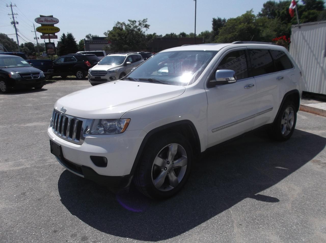 2012 Jeep Grand Cherokee AWD LIMITED Photo