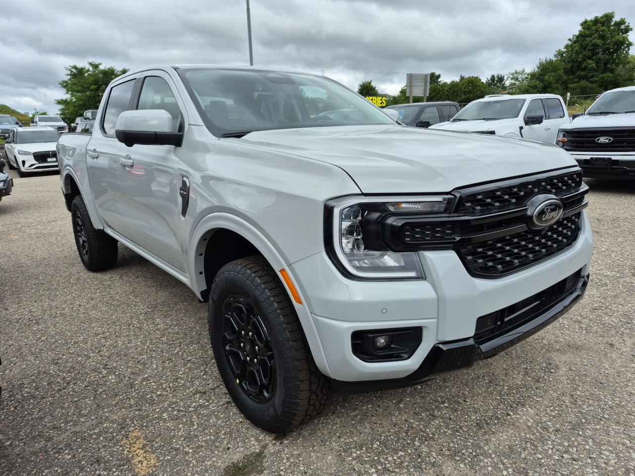 2026 Ford Ranger LARIAT 2.7L ENGINE, ADVANCE TOWING PKG, SYNC4 Photo2