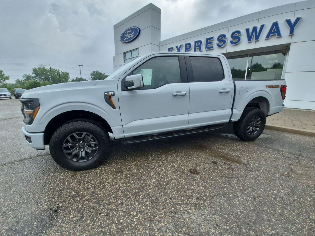 2026 Ford F-150 TREMOR, ADAPTIVE CRUISE, MOONROOF, TOW/HAUL PKG Photo