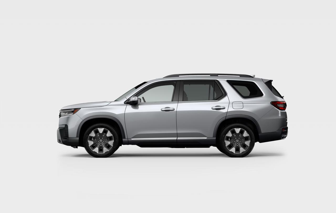2026 Honda Pilot Touring Photo1