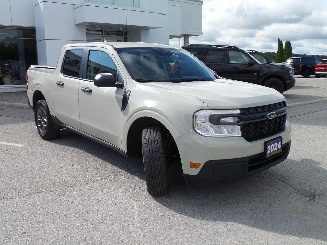 2024 Ford Maverick XLT, 2.5L HYBRID, TRAILER HITCH, CO-PILOT 360 Photo2