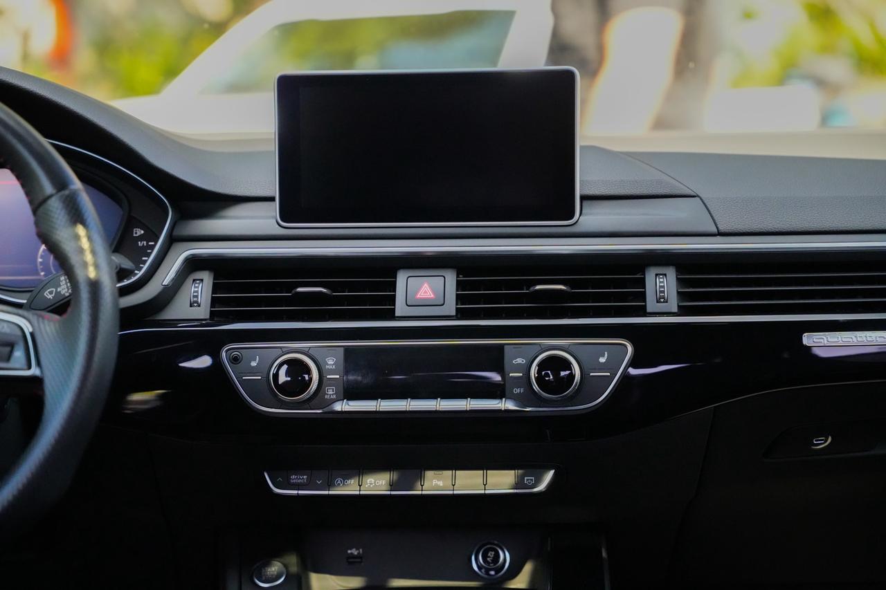 2019 Audi A4 2.0 TFSI Premium Plus quattro 7A Photo